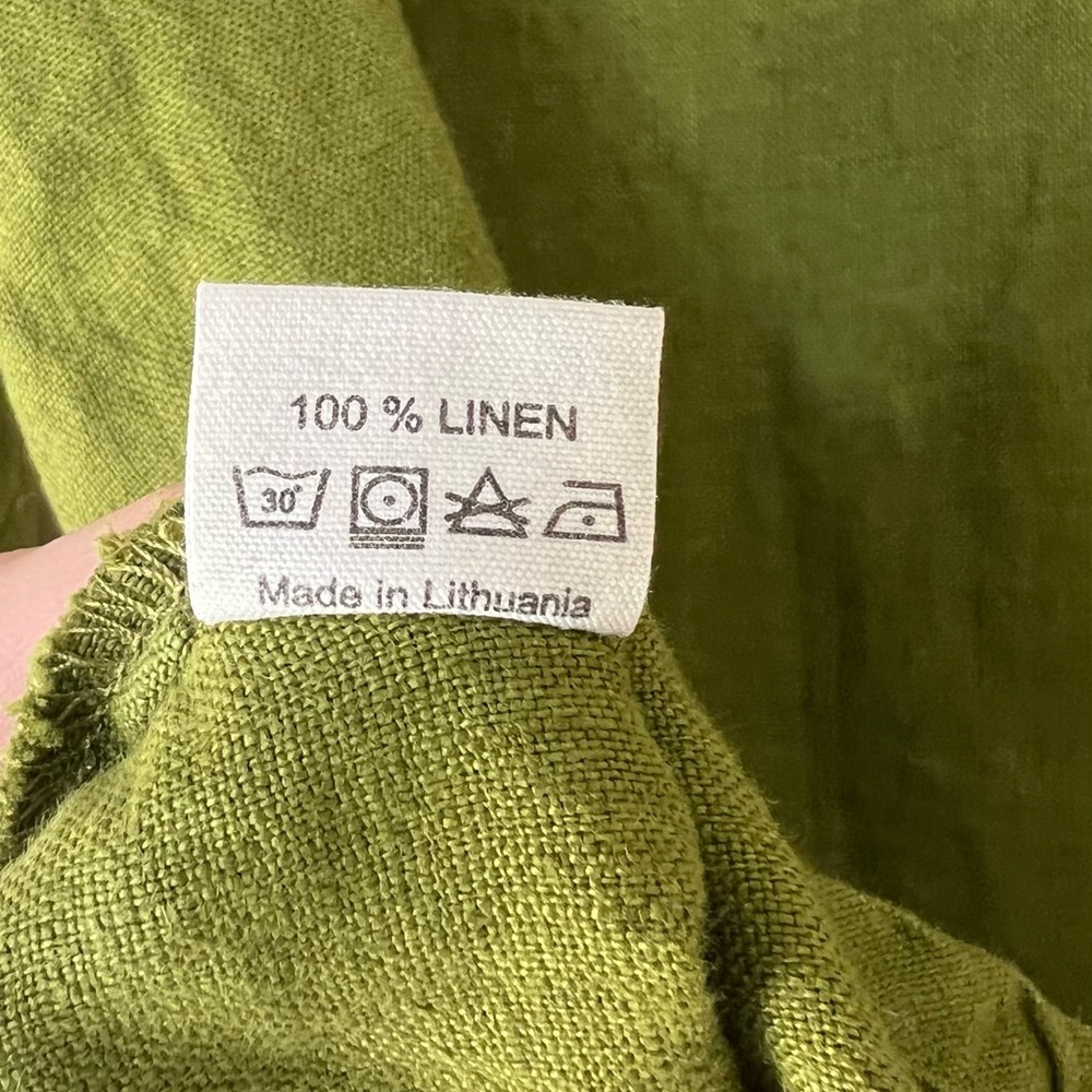 notPERFECTLINEN LEAF cropped front linen top - Picture 7 of 7